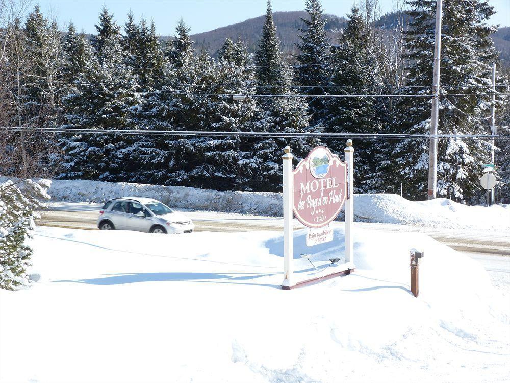 Motel Des Pays D'En Haut Val-David Exterior foto